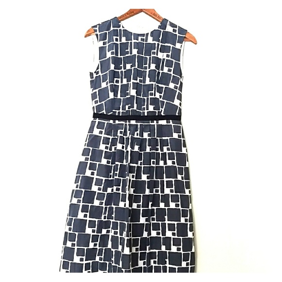 Smart Banana Republic Sleeveless Silk Blend Dress - Picture 1 of 3